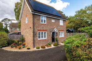 4, Nettlestead Court, Maidstone Road, Paddock Wood, Tonbridge TN12 6DB
