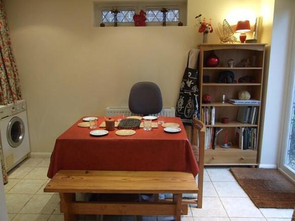Dining Area Off Kitchen