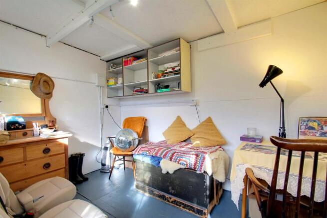 Outbuilding.jpg