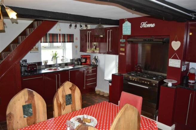 Kitchen / dining roo