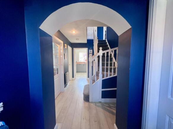HALLWAY.jpg