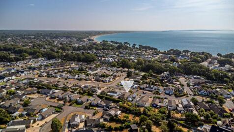 Falcon Drive, Christchurch, BH23