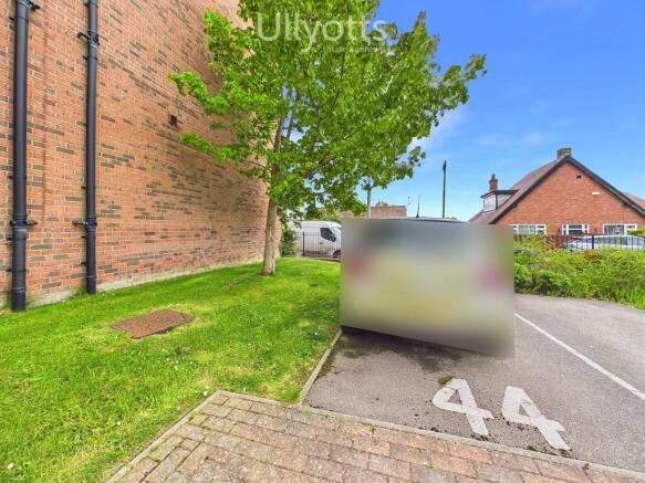 2 bed Flat for sale Image 10