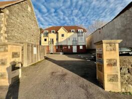 Flat 11, The Glebes, Glebe Road, St George, Bristol BS5 8LU
