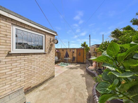 3 bed Semi-Detached for sale Image 11