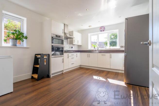 Kitchen-Breakfast Room