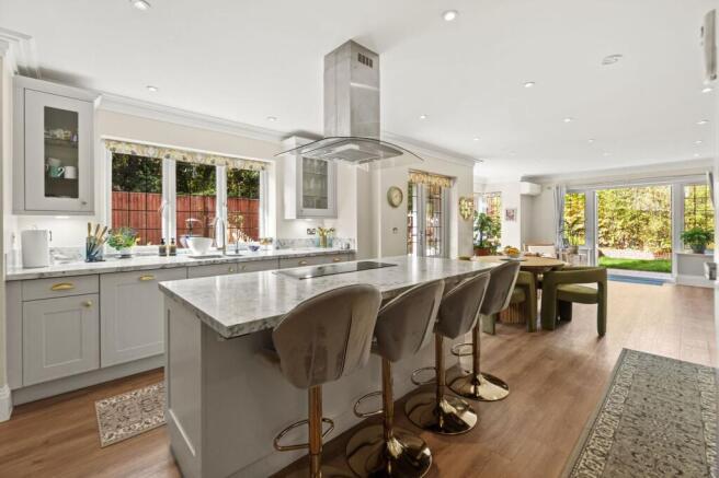 Kitchen / Dining Room