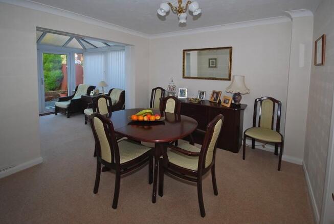 Open Plan Diningroom and Conservatory