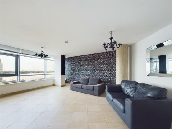 CAM01387G0-PR0076-ST