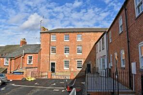Flat 4, 64, High Street, Northampton NN7 3BJ