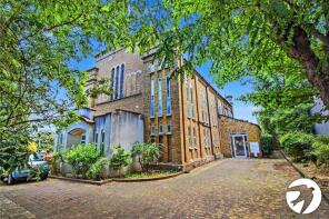 Flat 9, 191 St James Heights, Burrage Road, London SE18 7HH