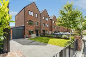 15, Redcliffe Drive, Manchester M4 7BS
