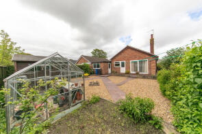 Garlees, Lancaster Road, Poulton-le-fylde FY6 0DU