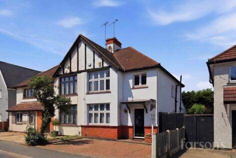 Priests Lane, Shenfield, CM15