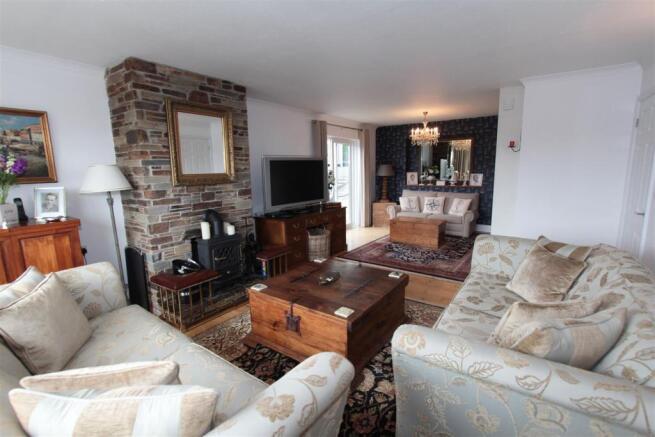 Lounge: