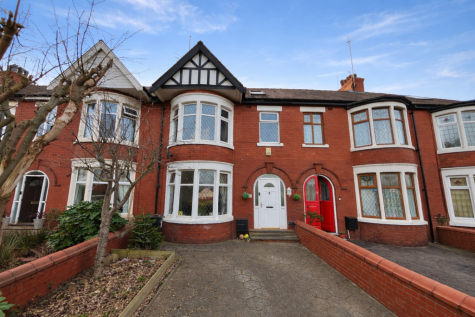 West Park Drive, Stanley Park, FY3