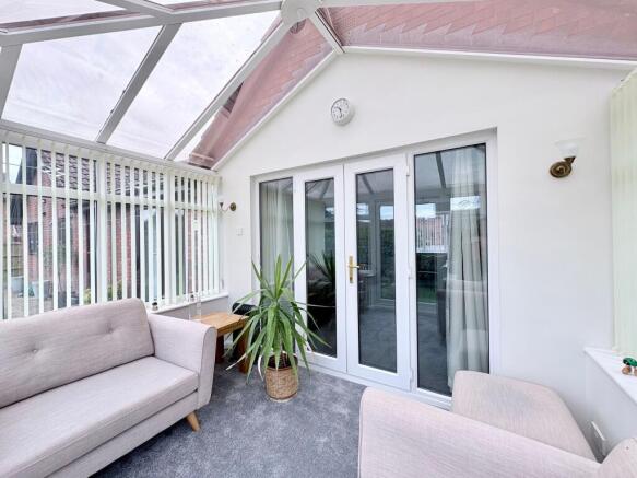 3 bed Detached Bungalow for sale Image 11