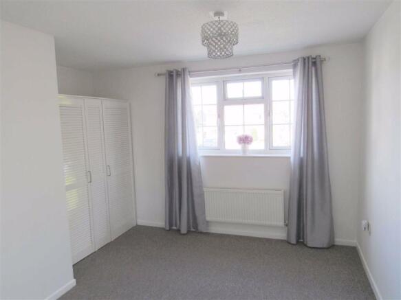 BEDROOM 1: