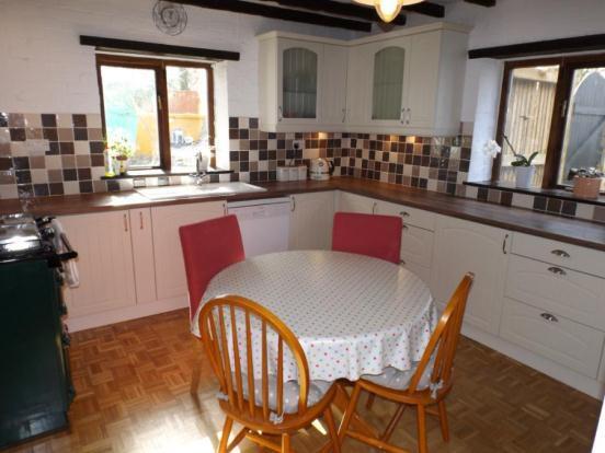 Kitchen/Breakfast