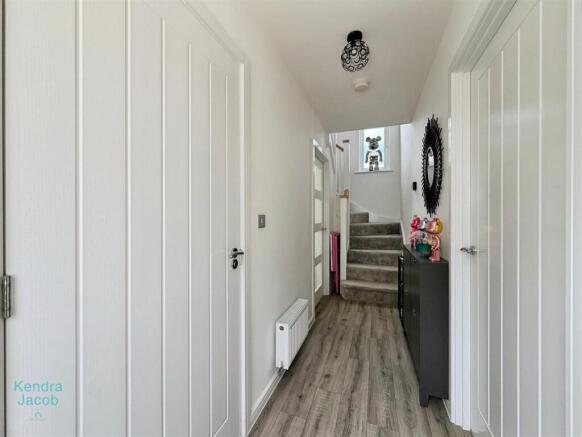 3 bed Detached for sale Image 11