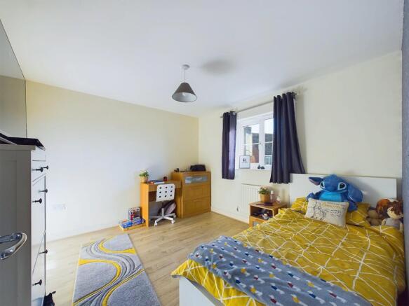 CAM01338G0-PR0079-STILL006