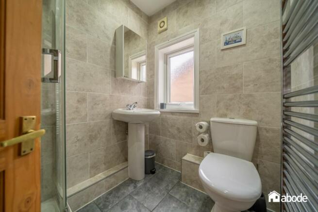 43 Herondale Road (10 of 18).jpg