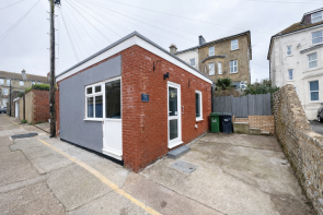 51, Upperton Lane, Eastbourne BN21 2DB