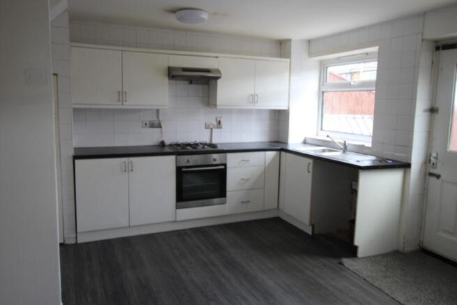 3 bed Terraced to rent Image 11
