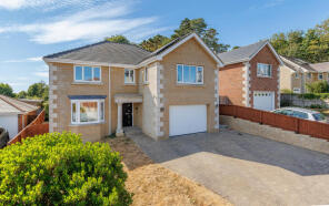 Kamali House, Magnolia Drive, Ryde PO33 3HW