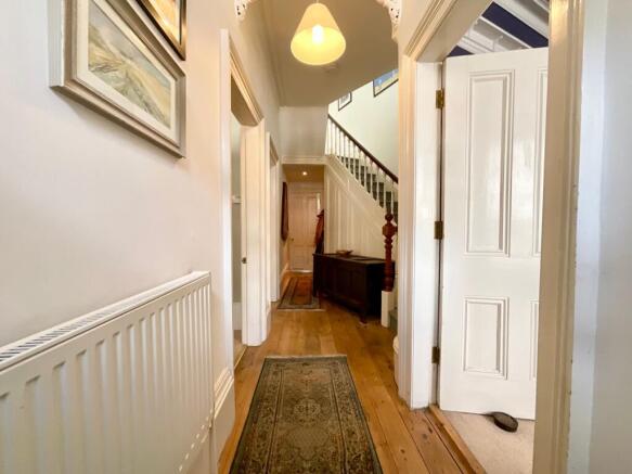 5 bed Terraced for sale Image 5