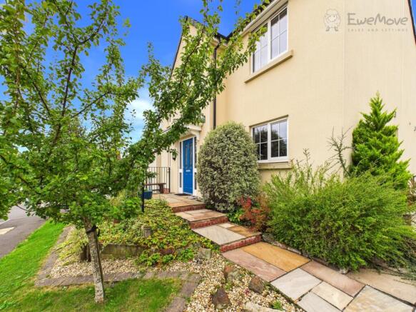 EWEMOVE SOUTH MOLTON - ASH DRIVE
