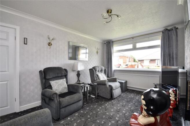 2 bed Semi-Detached Bungalow for sale Image 5