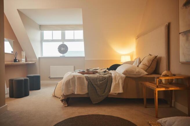 4 bed Semi-Detached for sale Image 6