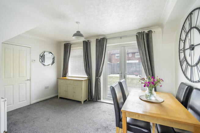 3 bed Terraced for sale Image 7