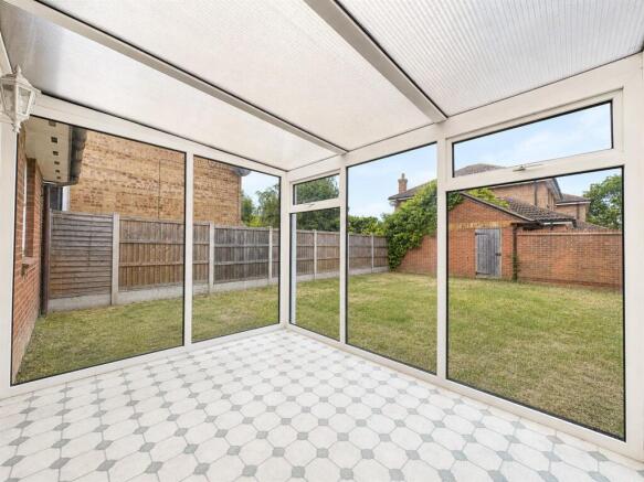 Tern Close, Mayland, Chelmsford photo 4