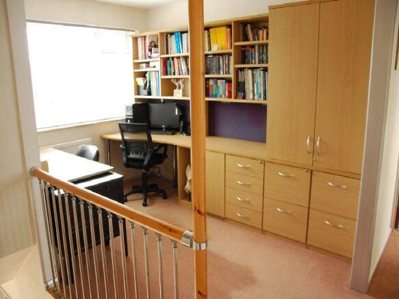 LANDING AREA/BEDROOM