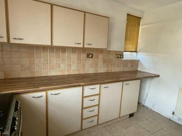 Kitchen..jpg