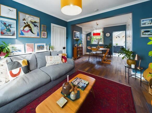 Sitting/Dining Room