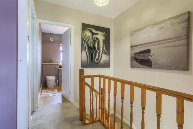 3 bed Semi-Detached for sale Image 8