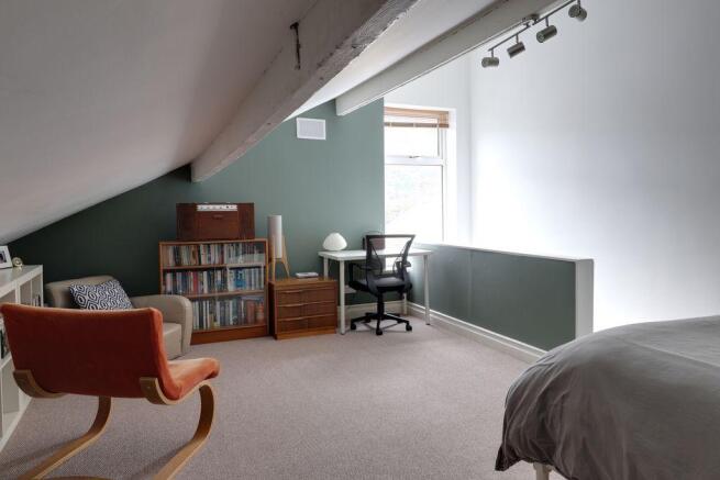 Bedroom 2 (Double)