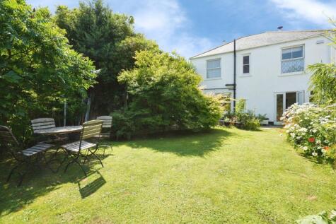 Roche Road, Bugle, St. Austell, Cornwall, PL26