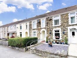 215, Clydach Road, Morriston, Swansea SA6 6QH