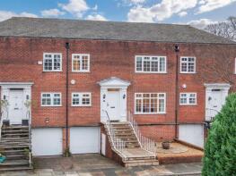 9, Parkfield Court, Altrincham WA14 2BU