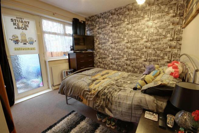 1 bed 2.jpg