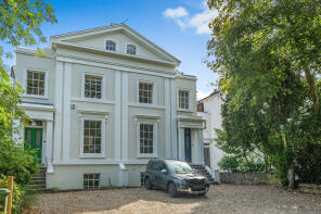 85, Lee Road, London SE3 9EN