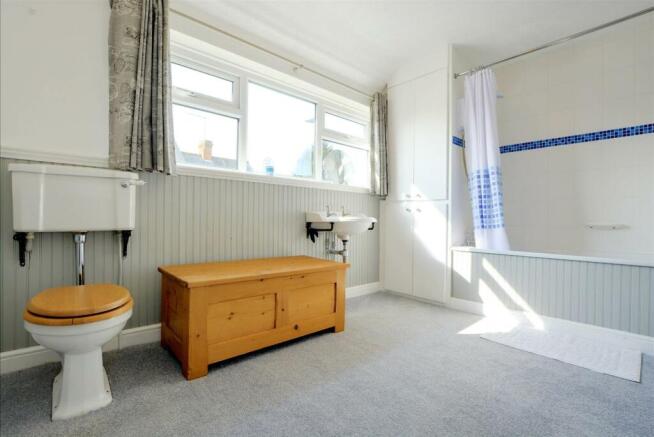 Bathroom.jpeg