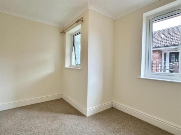 3 bed Detached Bungalow for sale Image 6