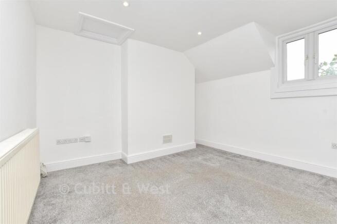 Living Room / Kitchen