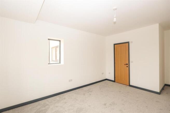 2 bed Apartment for sale Image 10