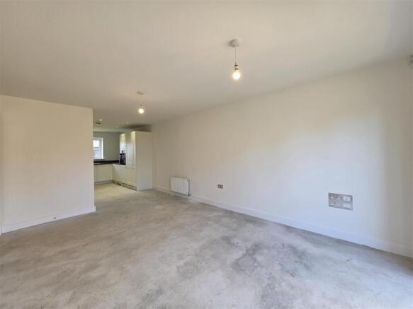 2 bed Semi-Detached Bungalow for sale Image 11